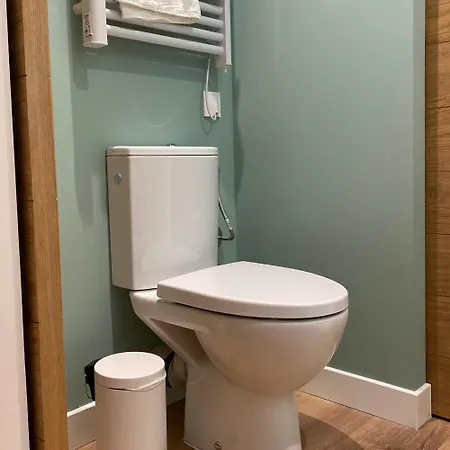 Fantastic Ground Floor Opposite Thermes Apartment Bagnères-de-Luchon