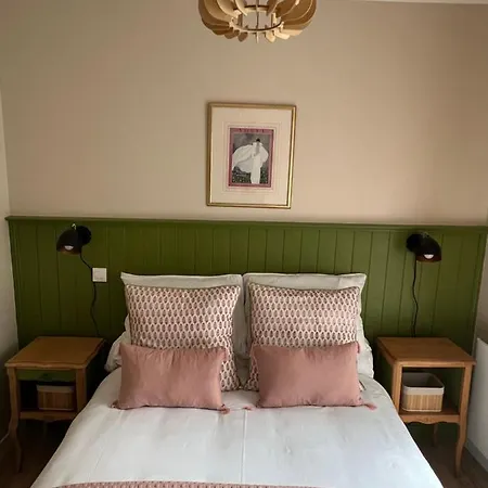 Fantastic Ground Floor Opposite Thermes * Bagneres-de-Luchon